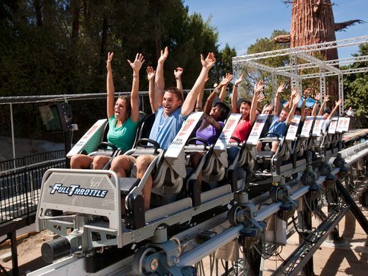 Full Throttle Named As Most Thrilling Coaster in the USA